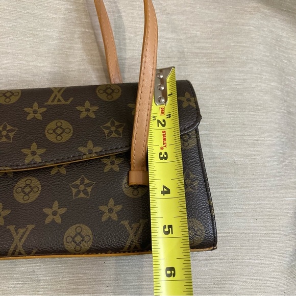 UNBRANDED Made in Mexico Little Baguette Style Shoulder Bag with Internal Pocket - Picture 10 of 12